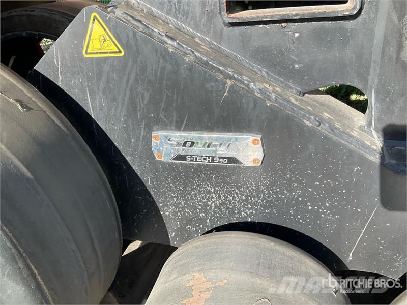 Elmers LC4250 4500 gal Tow-Behind Tracked Fertilizer Cart معدات فرد المواد المعدنية