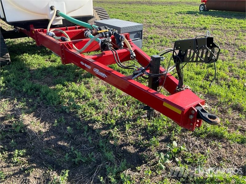 Elmers LC4250 4500 gal Tow-Behind Tracked Fertilizer Cart معدات فرد المواد المعدنية