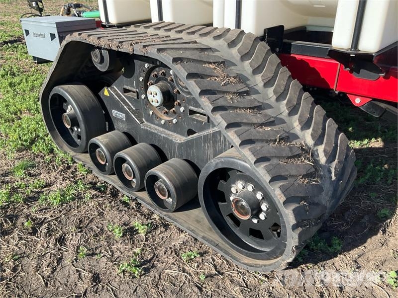 Elmers LC4250 4500 gal Tow-Behind Tracked Fertilizer Cart معدات فرد المواد المعدنية
