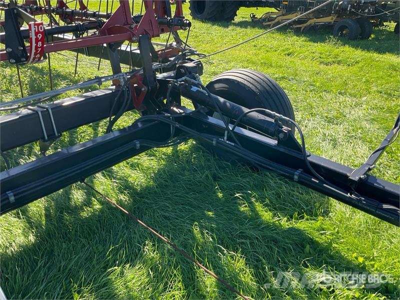 Elmers Super 7 90 ft Harrow Борони