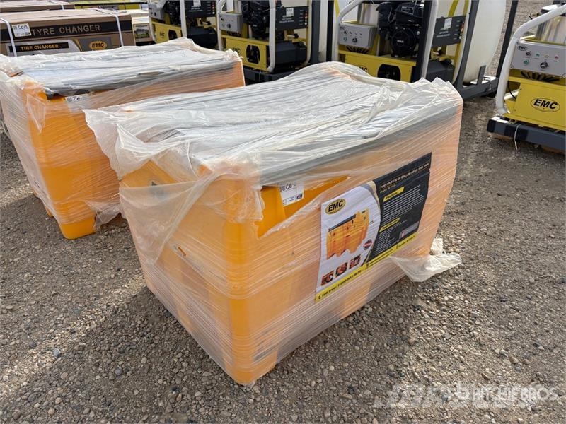 EMC DFT116 116 gal Fuel Tank (Unused) Drivstoff og additiv tanker