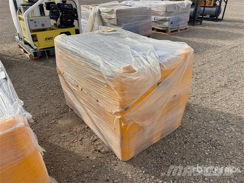 EMC DFT116 116 gal Fuel Tank (Unused) Drivstoff og additiv tanker