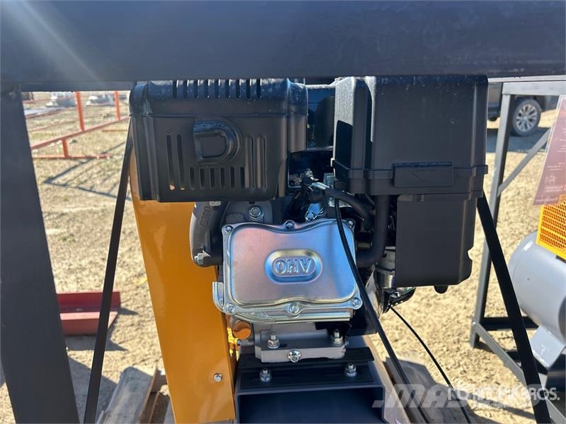 EMC GAC60 Skid-Mounted 60 gal 2-Stage Air Compressor ( Compresoare