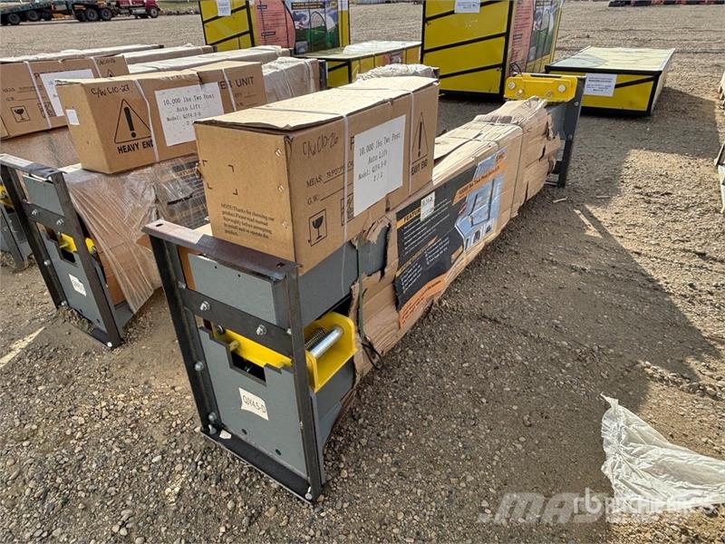EMC QJY4.5D 10000 lb Two Post Car Auto Lift (Unused) 其他組件