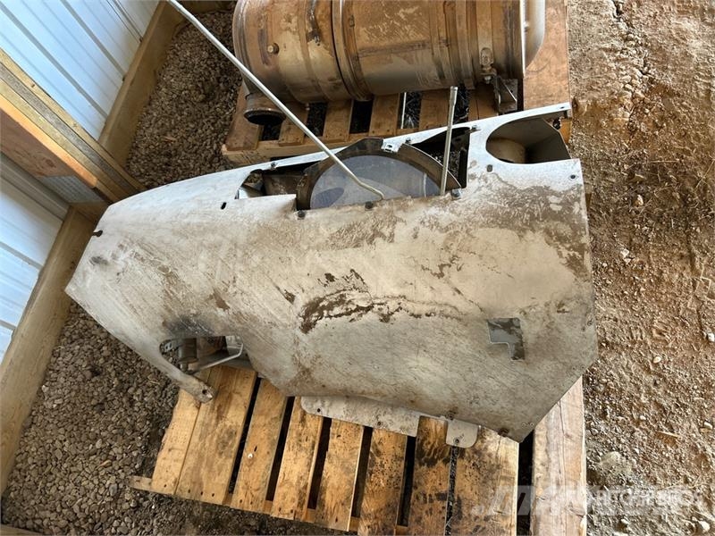 Emission Kit - Fits John Deere 9620 Tractor Drugi deli
