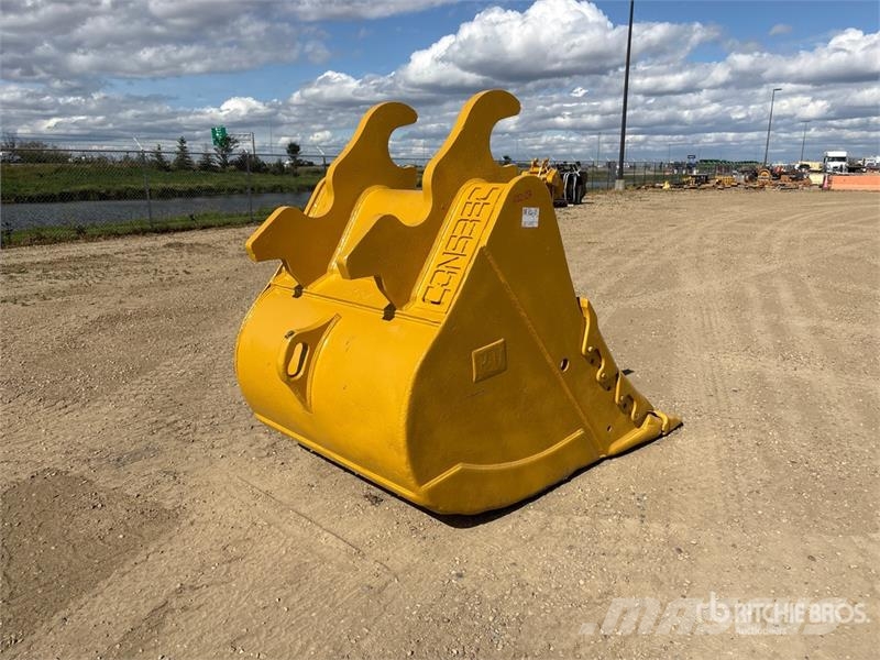 Emsco 54 in Q/C Digging Excavator Bucket - Fits Ca 挖斗