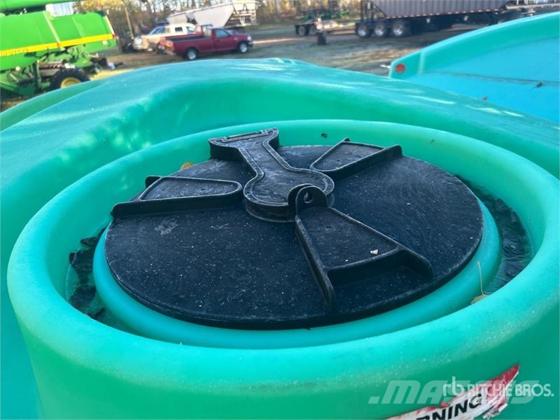 Enduraplas 1550 gal Poly Water Tank صهاريج الوقود والصهاريج الإضافية
