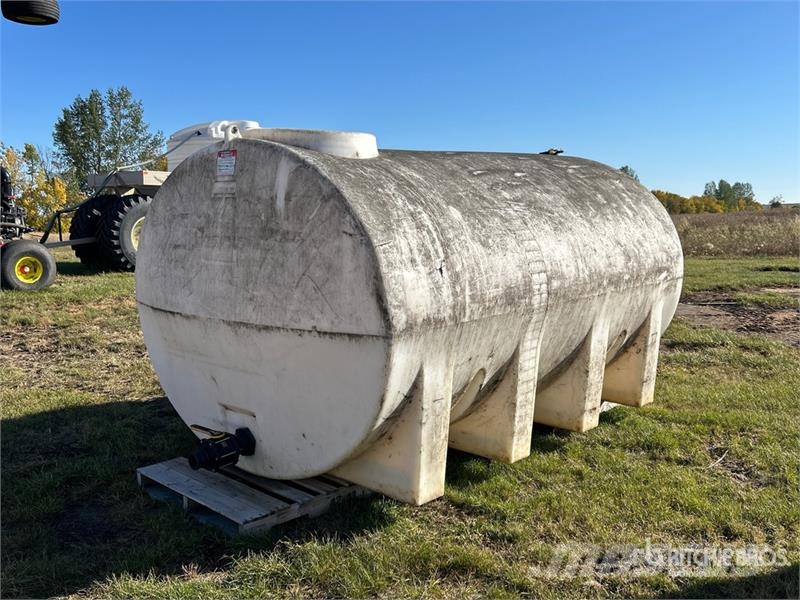 Enduraplas 2500 gal Poly Water Tank Nádrže na palivo a aditíva