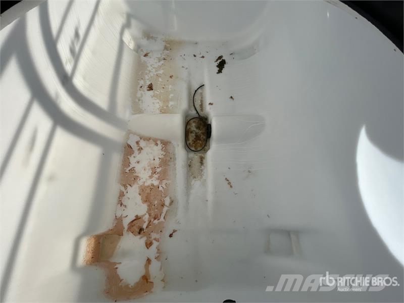 Enduraplas 400 gal Portable Poly Sump Bottom Transport Tank Баки для топлива и присадок