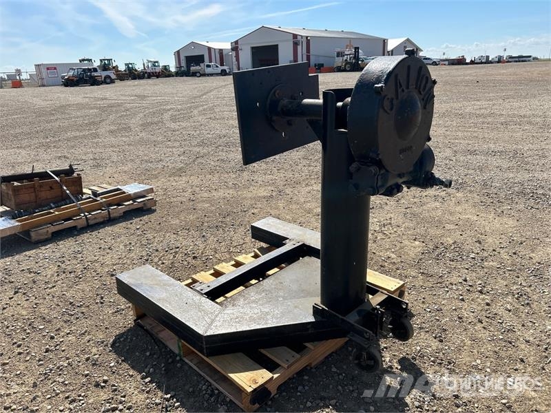 Engine Stand Other components