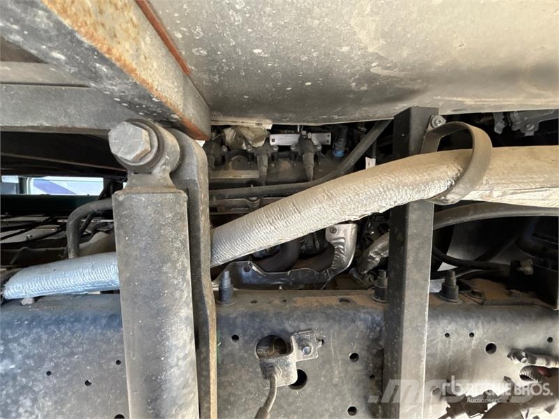 Entegra Vision XL 34G Motor Home Kampery i przyczepy kempingowe