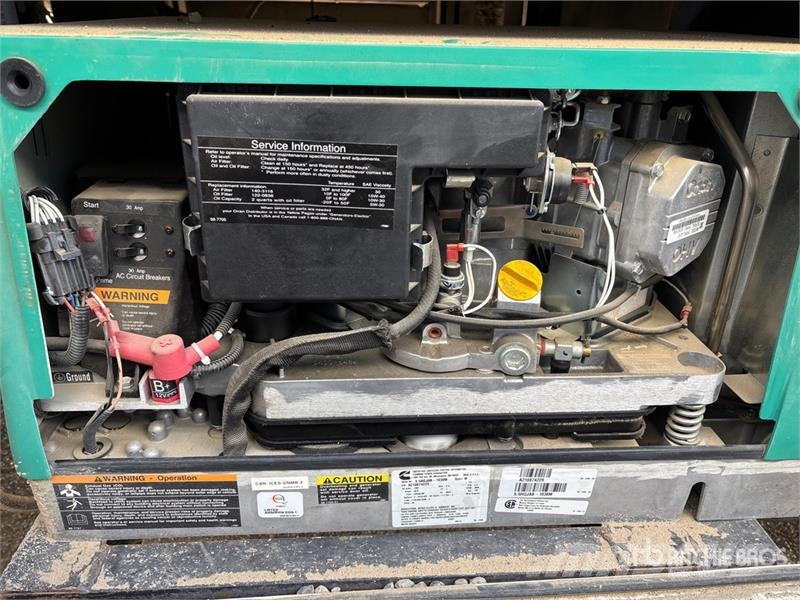 Entegra Vision XL 34G Motor Home Kampery i przyczepy kempingowe