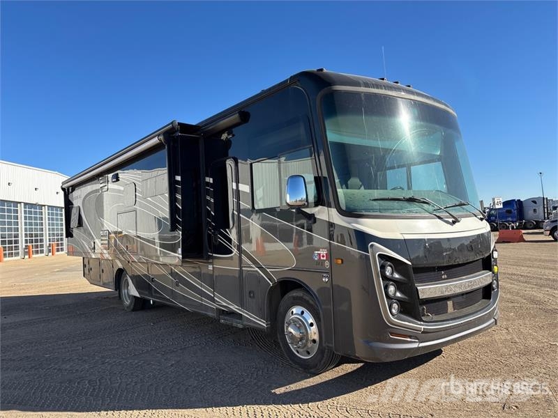 Entegra Vision XL 34G Motor Home Kampery i przyczepy kempingowe