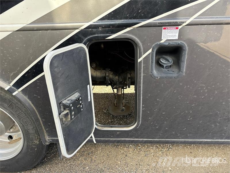 Entegra Vision XL 34G Motor Home Kampery i przyczepy kempingowe