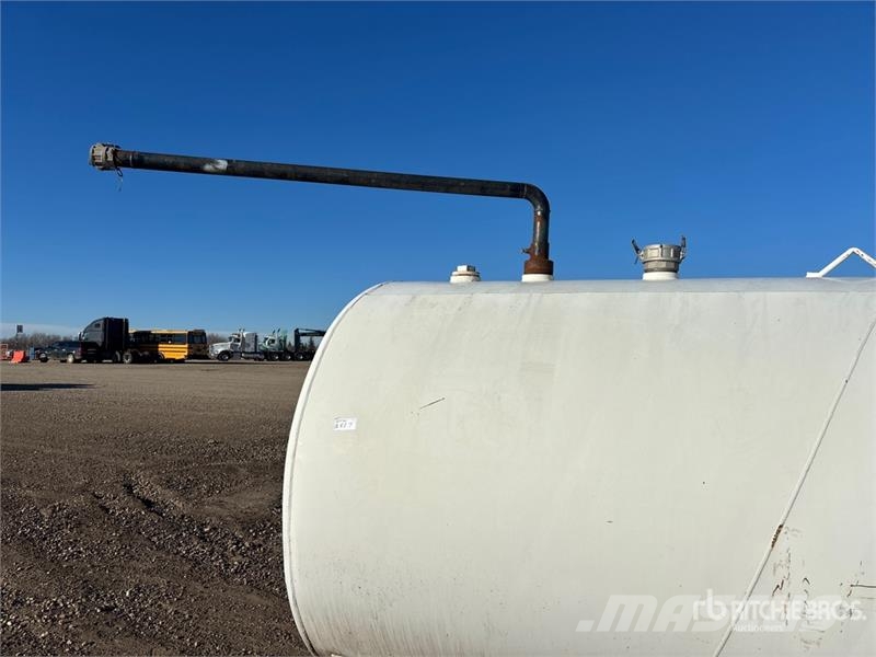  Envirotank 9100 L Skid Mounted Steel Used Oil Tank Degalų ir priedų talpyklos