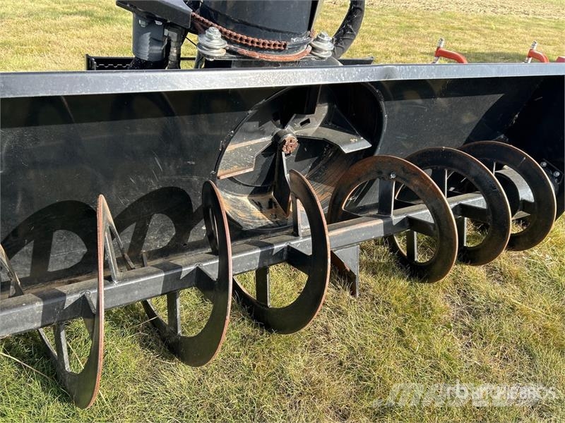 Erskine 84 in Skid Steer Snowblower Schneefräse