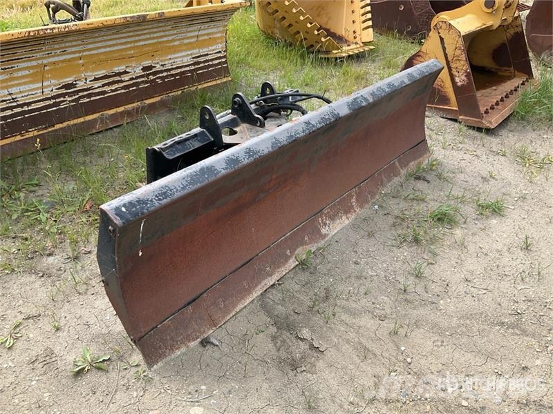 Erskine 96 in Skid Steer Snow Blade حراثات ونصول الجليد