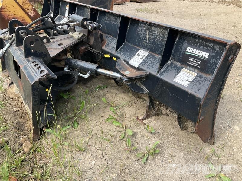 Erskine 96 in Skid Steer Snow Blade حراثات ونصول الجليد