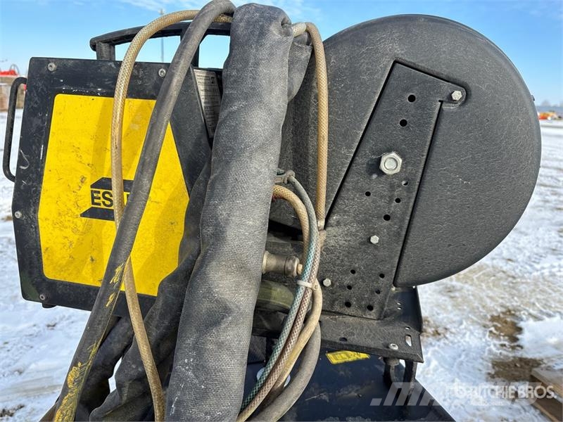 Esab 5200cw MIG Electric Welder Metināšanas iekārtas