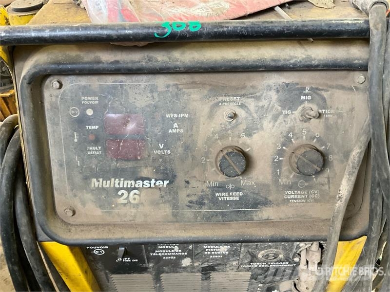 Esab Multimaster 260 250 A Multi-Process Electric Welde Poste à souder