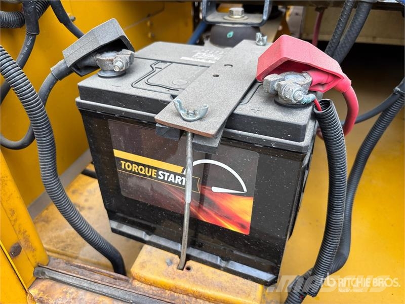 ESI ES700B-E Inderect 700-900 BTU Space Heater Equipos de fundido