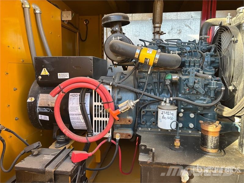  ESI ES700B-E Space Heater Fűtő és Hűtő felszerelések