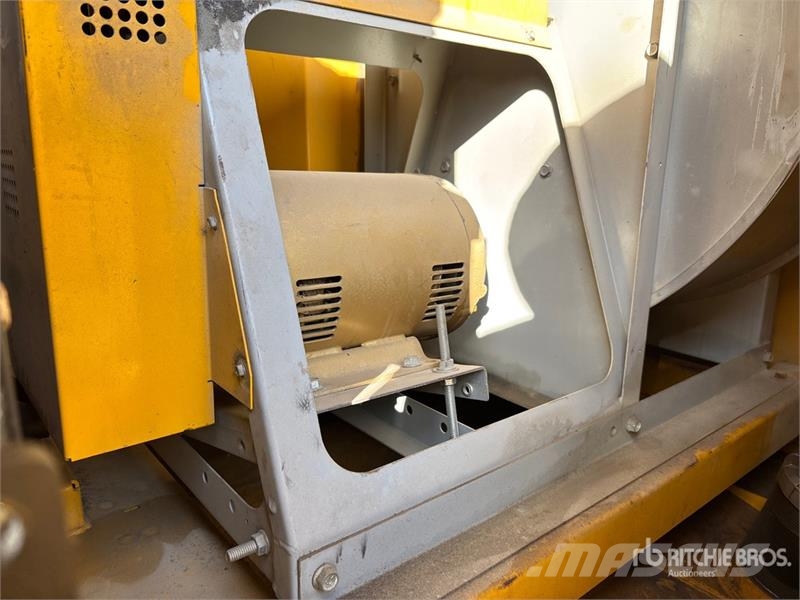  ESI ES700B-E Space Heater Fűtő és Hűtő felszerelések
