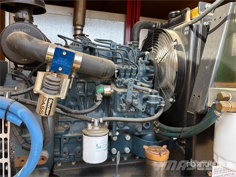 ESI ES700B-E Space Heater Kühl- und Heizsysteme