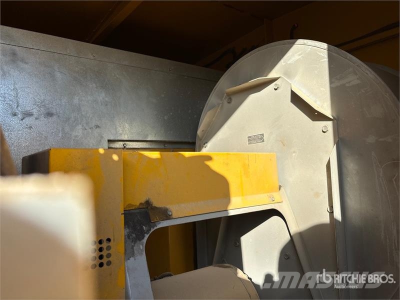  ESI ES700B-E Space Heater Fűtő és Hűtő felszerelések