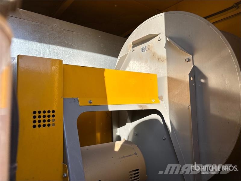  ESI ES700B-E Space Heater Fűtő és Hűtő felszerelések