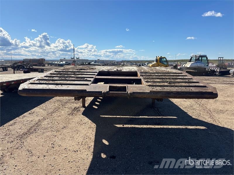 ETM 53 ft Tri/A Folding Neck Trailer Raskeveohaagised