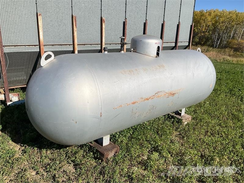 Eveready A500H 500 gal Steel Propane Tank Fuel and additive tanks
