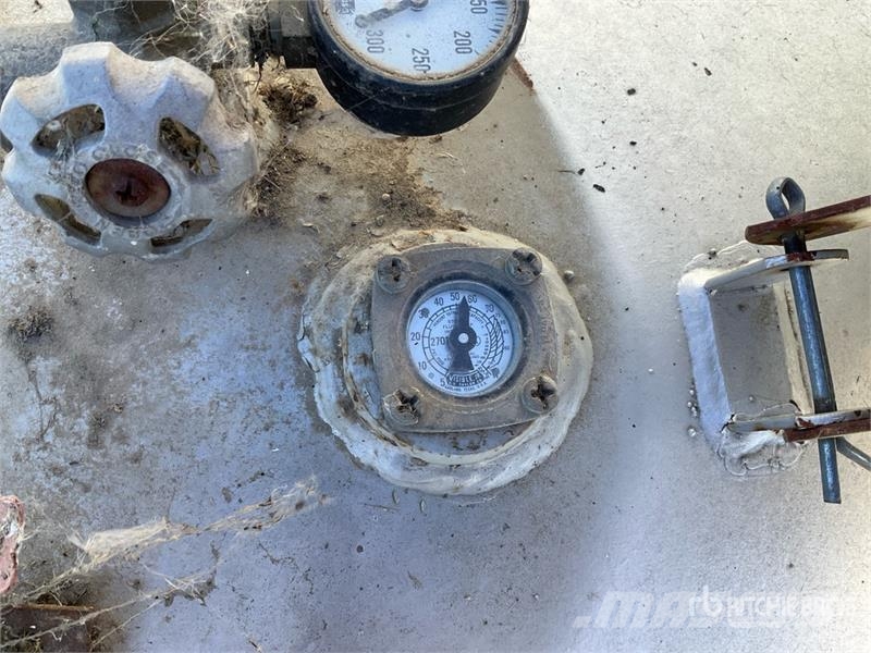 Eveready A500H 500 gal Steel Propane Tank Fuel and additive tanks