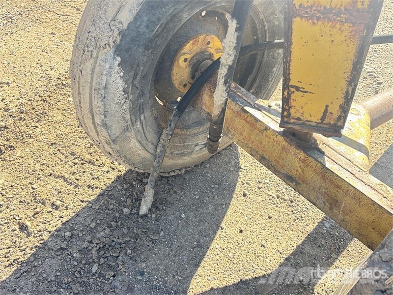 Eversman 2SD 4 Tire Hydraulic Pull Scraper Скрепери