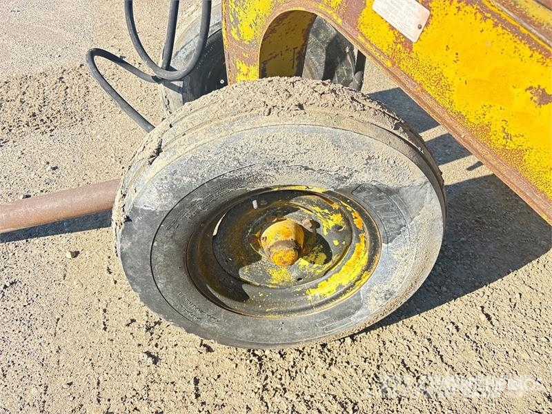 Eversman 2SD 4 Tire Hydraulic Pull Scraper Скрепери