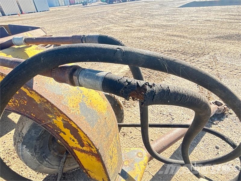 Eversman 2SD 4 Tire Hydraulic Pull Scraper Скрепери