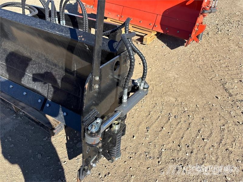 Everun ER2500F 114 in Skid Steer Snow Blade Snežne deske in plugi