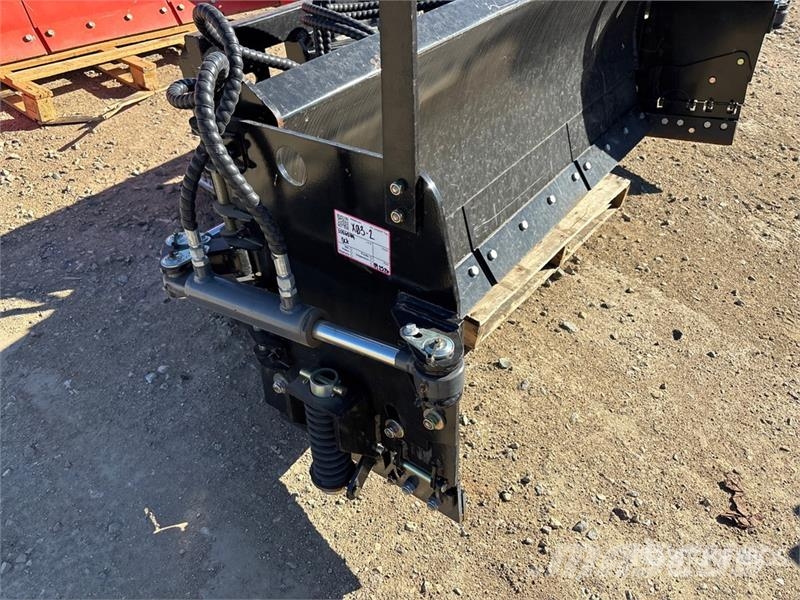 Everun ER2500F 114 in Skid Steer Snow Blade Snežne deske in plugi