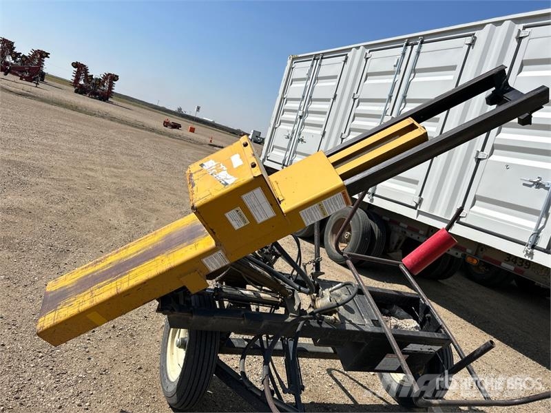 Ezee-on 2200 x 1 ft S/A Hydraulic Post Pounder Fencing equipment