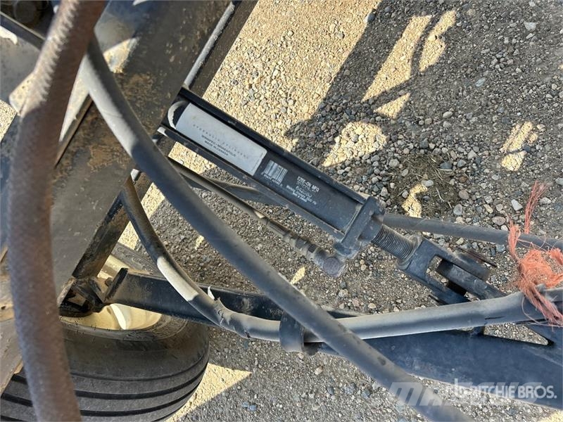 Ezee-on 2200 x 1 ft S/A Hydraulic Post Pounder Fencing equipment