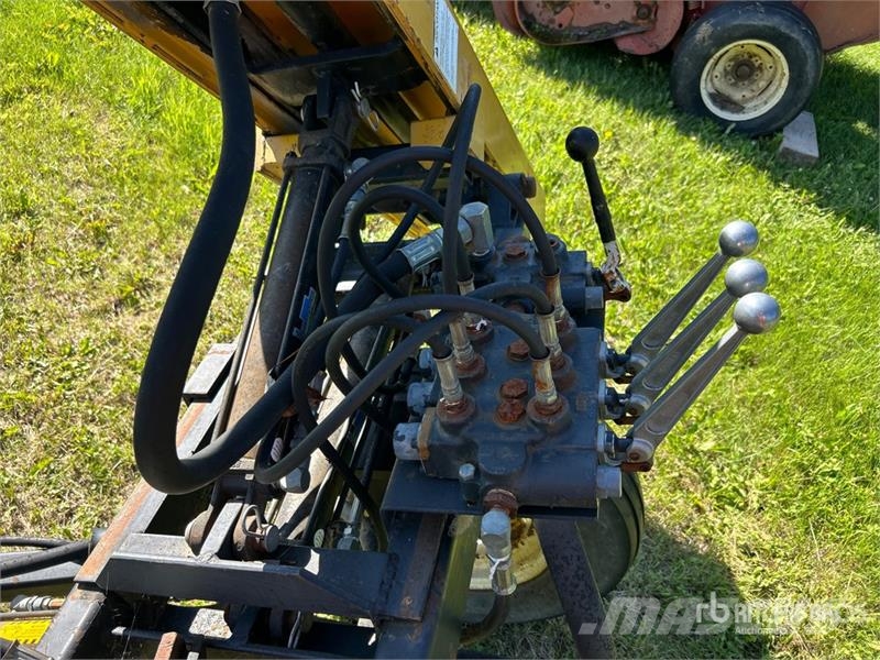 Ezee-on 2200 x 103 in S/A Hydraulic Post Pounder Zäune und Zubehör
