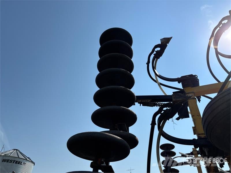 Ezee-on 5500 32 ft Air Drill Mechanické secí stroje