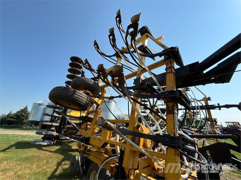 Ezee-on 5500 32 ft Air Drill Mechanické secí stroje