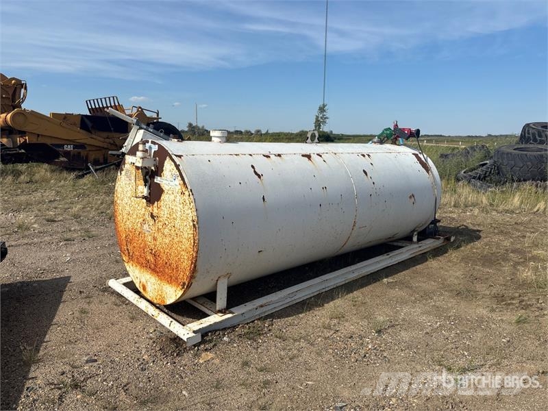 Fab Tec 1000 gal Skid Mounted Steel Diesel Fuel Tank Kraftstoff- und Zusatzstoffbehälter