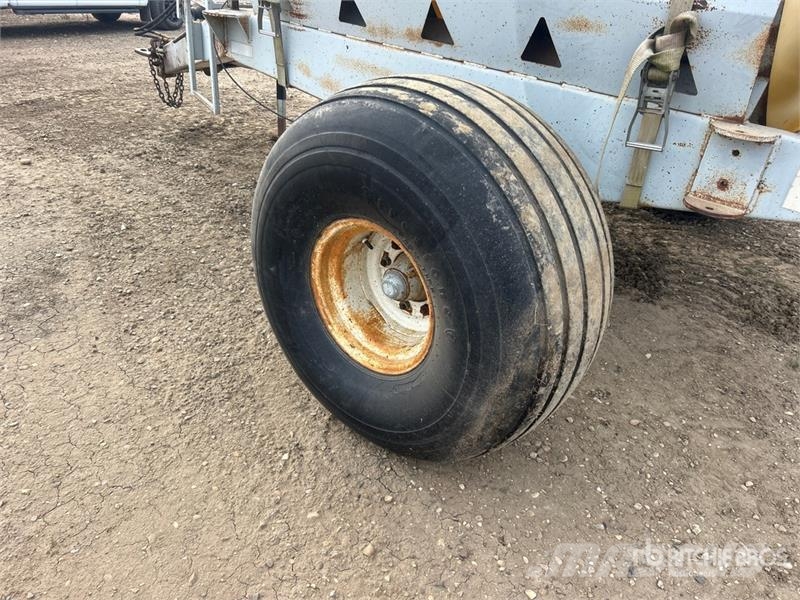 Fab Tec 1200 1200 gal S/A Water Tank 燃料和油箱