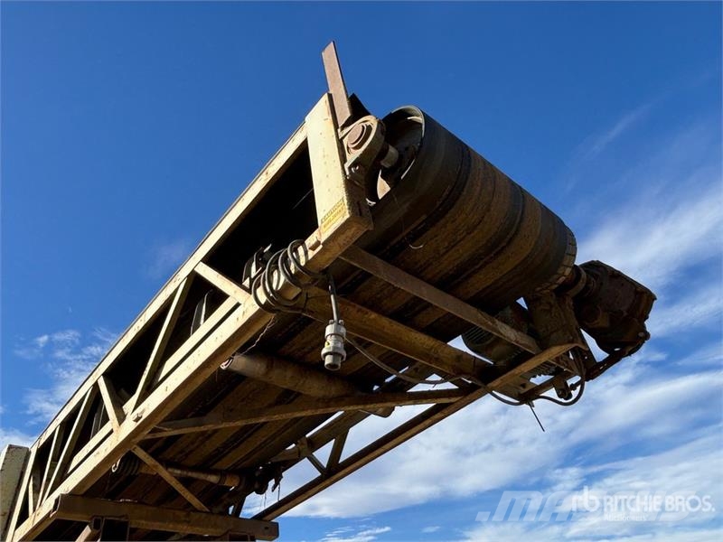Fab Tec 36 in x 70 ft Portable Transfer Conveyor Sonstige Baumaschinen