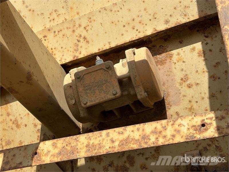 Fab Tec 8 ft x 14 ft Aggregate Feeder Sonstige Baumaschinen