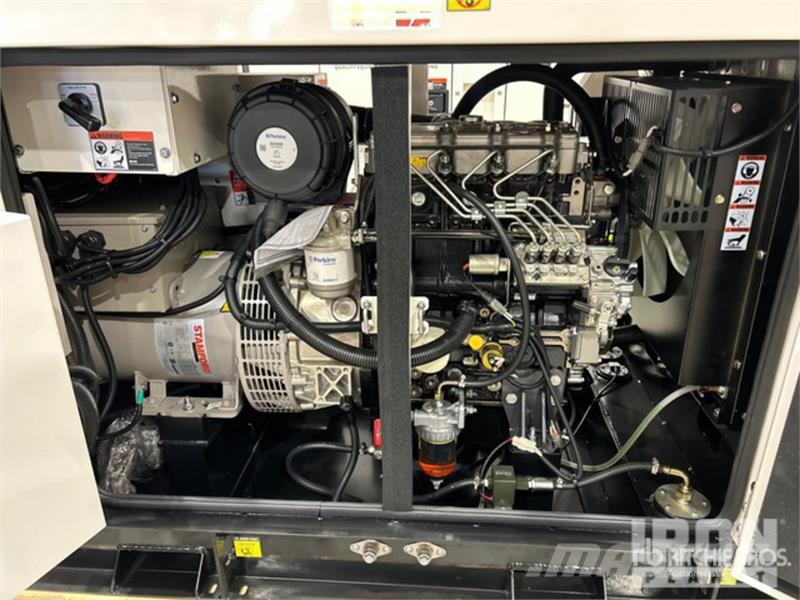  Factory Equipment Direct WK25PS 25 kW Skid-Mounted Dízel áramfejlesztők
