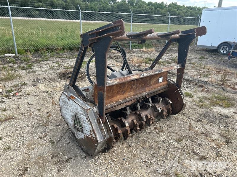 FAE UML/SSL-150 V1 72 in Skid Steer Mulcher Metsä murskaimet