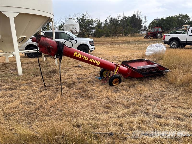 Farm King 10 in x 10 ft Transfer Grain Auger Förderbänder